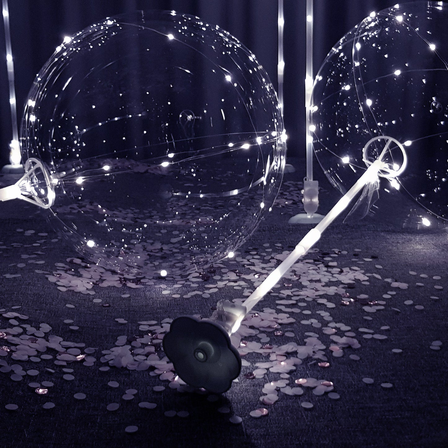 LED Balloons with sticks cold white 6pc